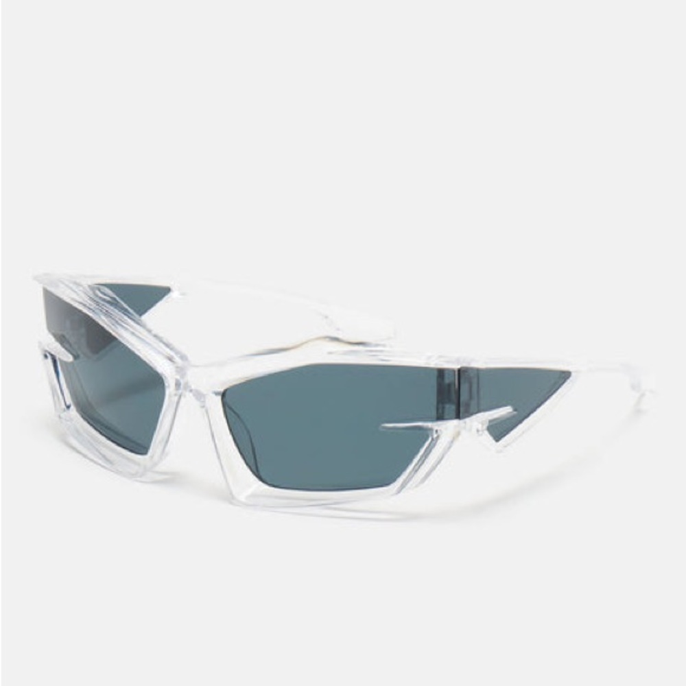 Clear Cateye Sunglasses - Picture 2 of 5